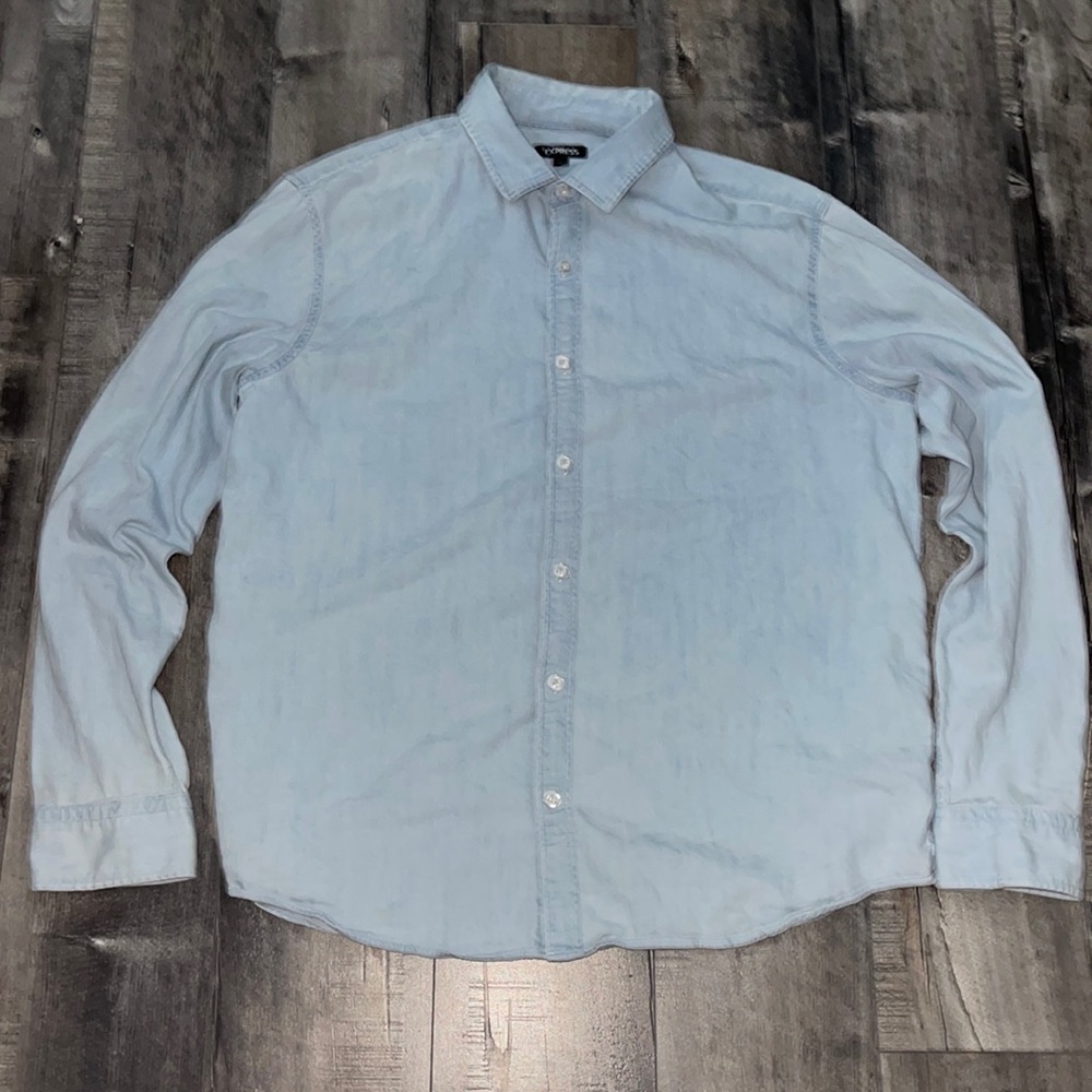 Mens Express denim button down in size XL